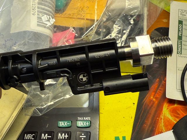 bontott BMW 5 G30 Porlasztó Sor / Híd