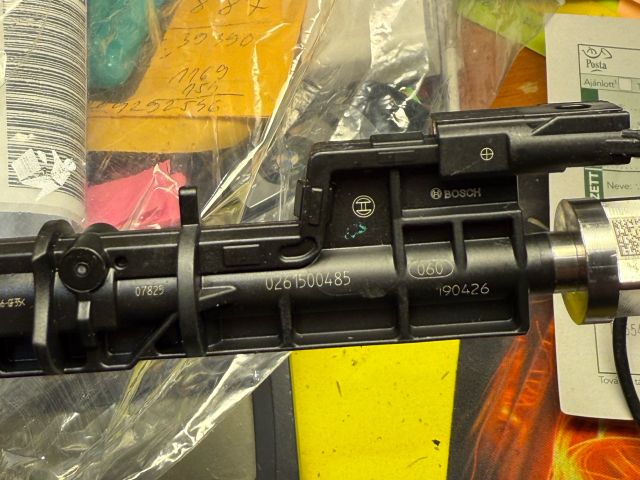 bontott BMW 5 G30 Porlasztó (1 db)