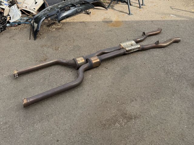 bontott BMW 5 G30 Középső Kipufogó Dob