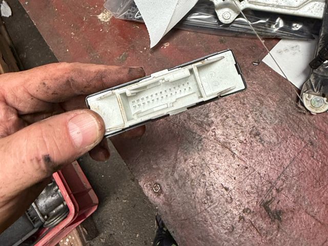 bontott BMW 5 G30 Tolatóradar Elektronika