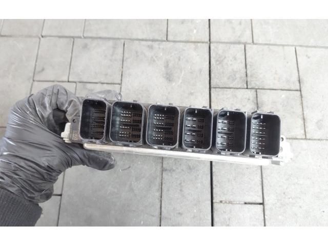 bontott BMW 5 G31 Motorvezérlő