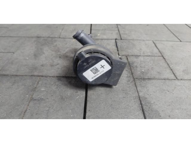 bontott BMW 5 G31 Vízpumpa