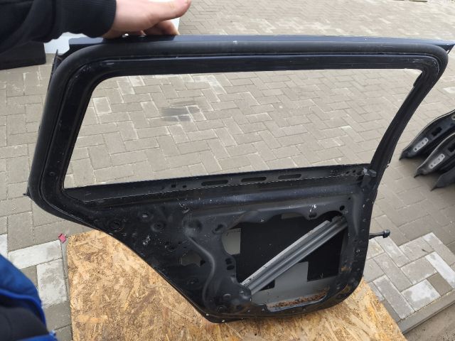 bontott BMW 5 G31 Bal hátsó Ajtó (Üres lemez)