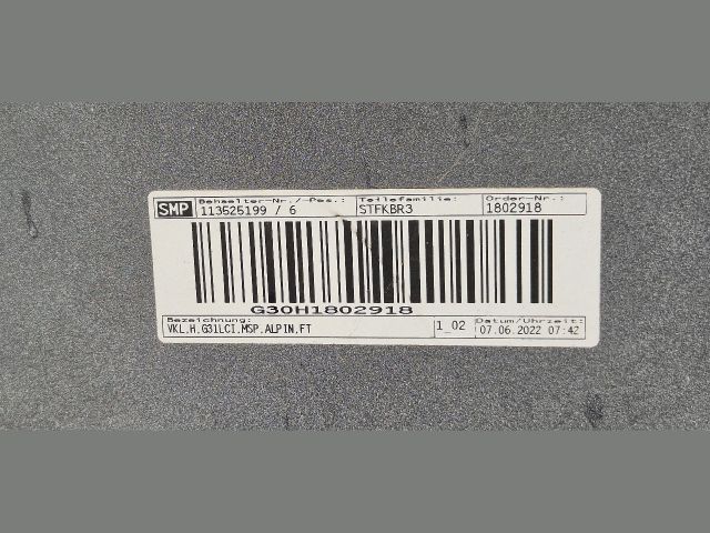 bontott BMW 5 G31 Hátsó Lökhárító (Üresen)