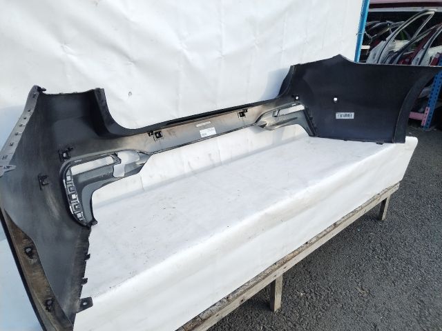 bontott BMW 5 G31 Hátsó Lökhárító (Üresen)
