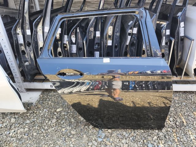 bontott BMW 5 G31 Jobb hátsó Ajtó (Üres lemez)