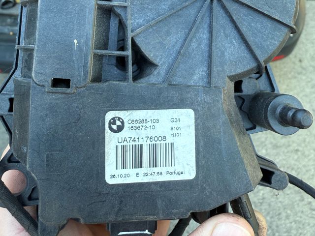 bontott BMW 5 G31 Központizár Motor Csomagtérajtó