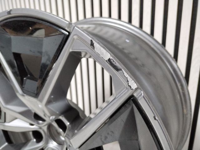 bontott BMW 5 G60, G90, G68 Alufelni (1 db)