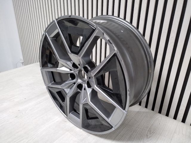 bontott BMW 5 G60, G90, G68 Alufelni (1 db)