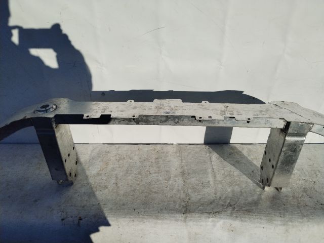 bontott BMW 5 G60, G90, G68 Első Lökhárító Merevítő (Fém)