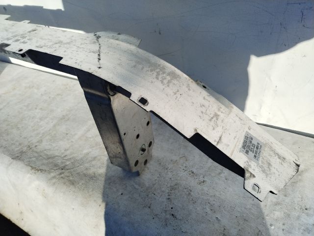 bontott BMW 5 G60, G90, G68 Első Lökhárító Merevítő (Fém)