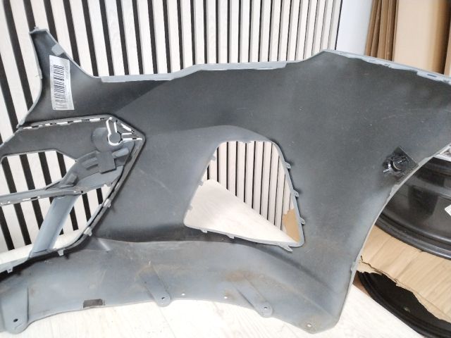 bontott BMW 5 G60, G90, G68 Első Lökhárító (Üresen)