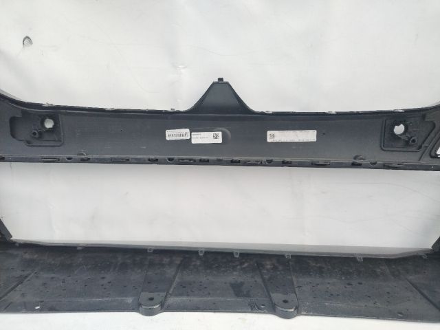 bontott BMW 5 G60, G90, G68 Első Lökhárító (Üresen)