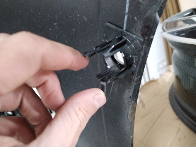 bontott BMW 5 G60, G90, G68 Első Lökhárító (Üresen)