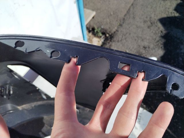 bontott BMW 5 G60, G90, G68 Első Lökhárító (Üresen)