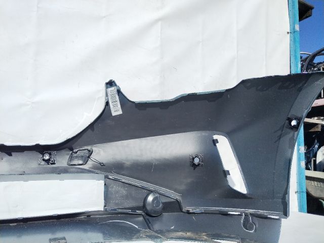 bontott BMW 5 G60, G90, G68 Első Lökhárító (Üresen)