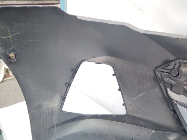 bontott BMW 5 G60, G90, G68 Első Lökhárító (Üresen)