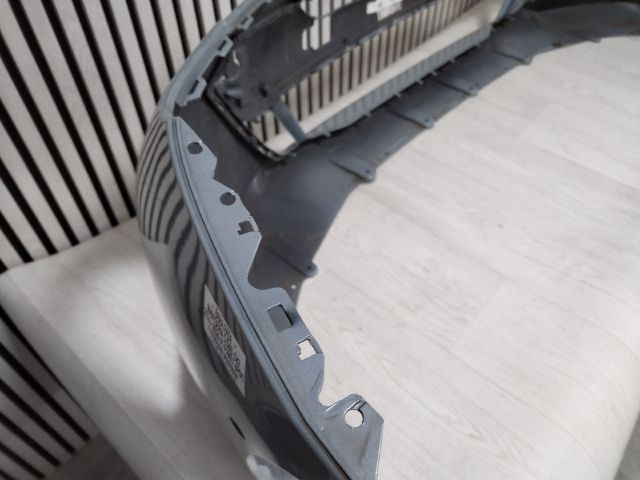 bontott BMW 5 G60, G90, G68 Első Lökhárító (Üresen)