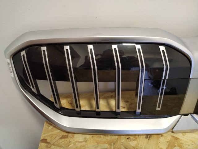 bontott BMW 5 G60, G90, G68 Hűtőrács