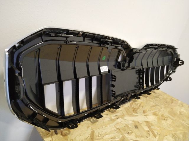 bontott BMW 5 G60, G90, G68 Hűtőrács