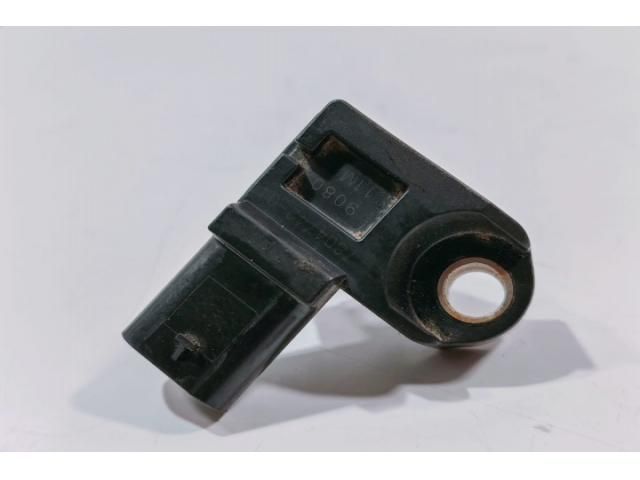 bontott BMW 5 GT Jeladó (Magában)