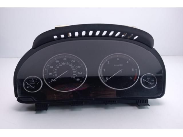 bontott BMW 5 GT Kilométeróra