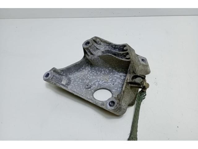 bontott BMW 5 GT Motor Tartó Bak (Pozíciófüggetlen)