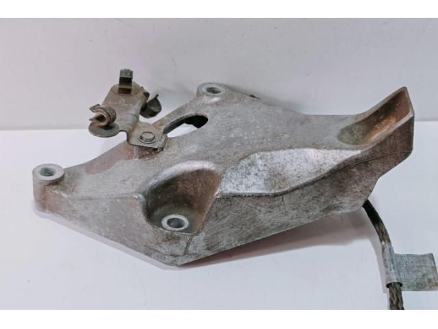 bontott BMW 5 GT Motor Tartó Bak (Pozíciófüggetlen)