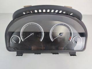 bontott BMW 5 GT Kilométeróra