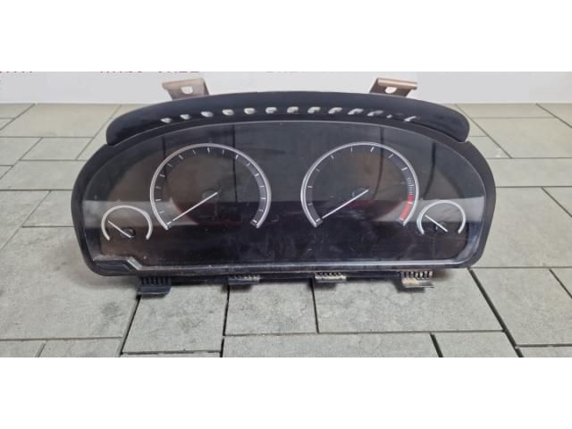 bontott BMW 5 GT Kilométeróra