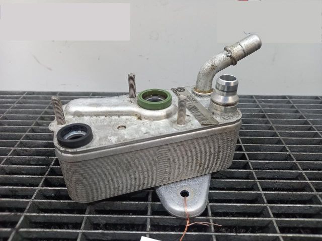 bontott BMW 5 GT Olajhűtő