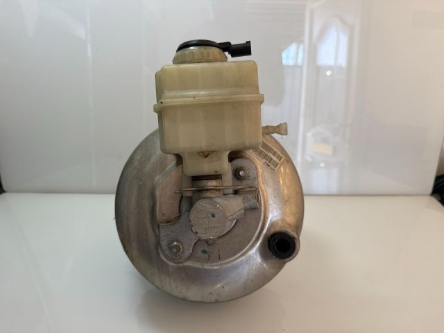 bontott BMW 5 GT Fékrásegítő