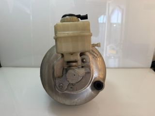 bontott BMW 5 GT Fékrásegítő