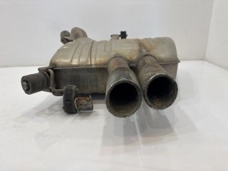 bontott BMW 5 GT Hátsó Kipufogó Dob