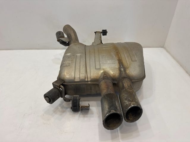 bontott BMW 5 GT Hátsó Kipufogó Dob