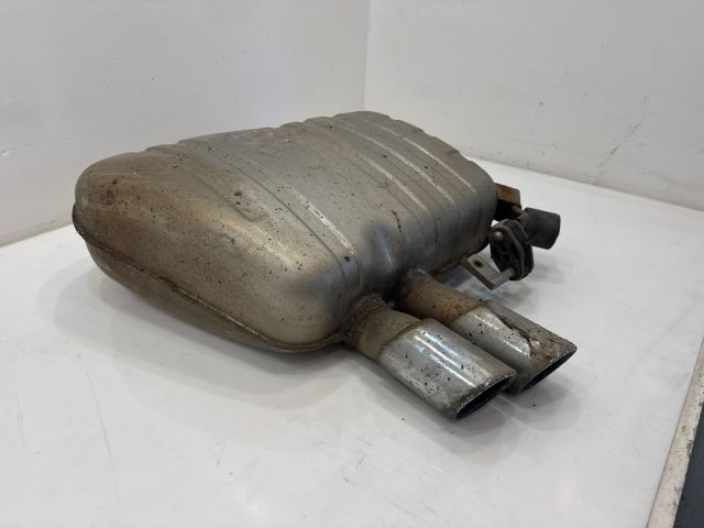 bontott BMW 5 GT Hátsó Kipufogó Dob