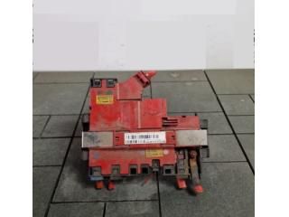 bontott BMW 5 GT Akkumulátor Vezérlő Panel