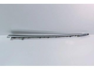 bontott BMW 5 GT Bal hátsó Ajtó Díszléc