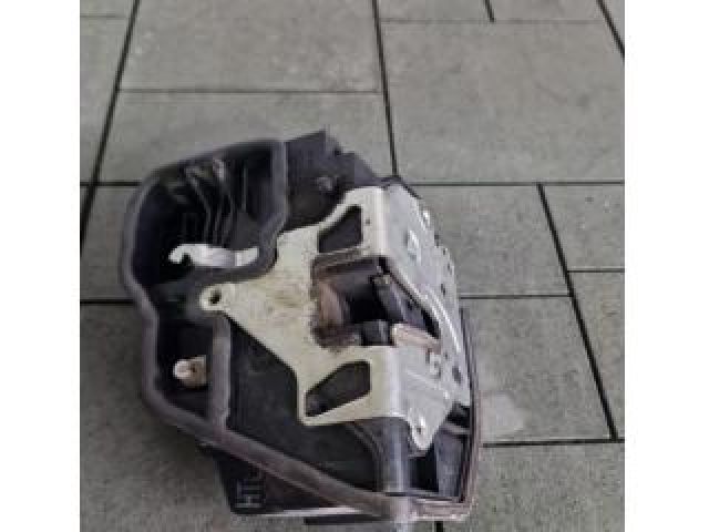 bontott BMW 5 GT Bal hátsó Ajtózár