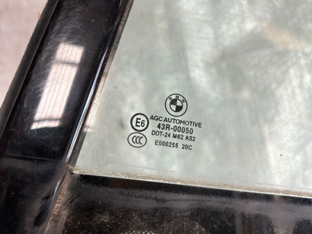 bontott BMW 5 GT Bal hátsó Fixüveg (Ajtóban)