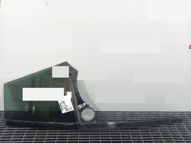 bontott BMW 5 GT Bal hátsó Fixüveg (Ajtóban)