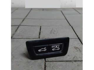 bontott BMW 5 GT Csomagtér Nyitó Kar / Gomb