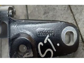 bontott BMW 5 GT Csomagtérajtó Bal Zsanér