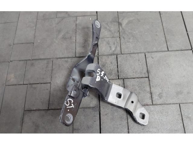 bontott BMW 5 GT Csomagtérajtó Bal Zsanér