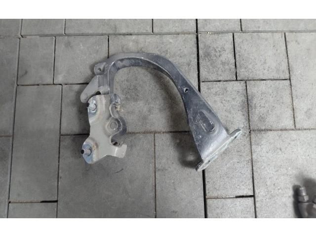 bontott BMW 5 GT Csomagtérajtó Bal Zsanér