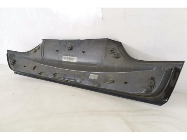 bontott BMW 5 GT Csomagtérajtó Díszléc