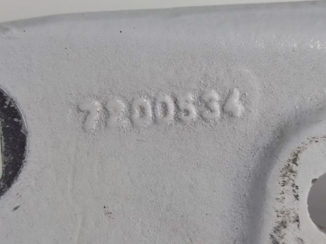 bontott BMW 5 GT Csomagtérajtó Jobb Zsanér