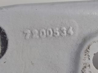 bontott BMW 5 GT Csomagtérajtó Jobb Zsanér