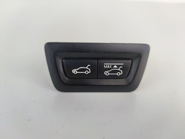 bontott BMW 5 GT Csomagtérajtó Kapcsoló