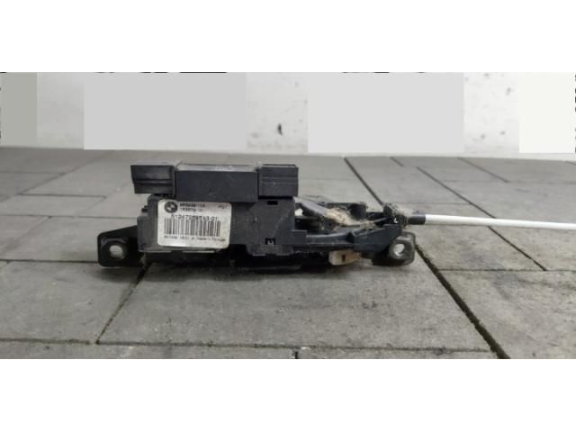 bontott BMW 5 GT Csomagtérajtó Zárszerkezet